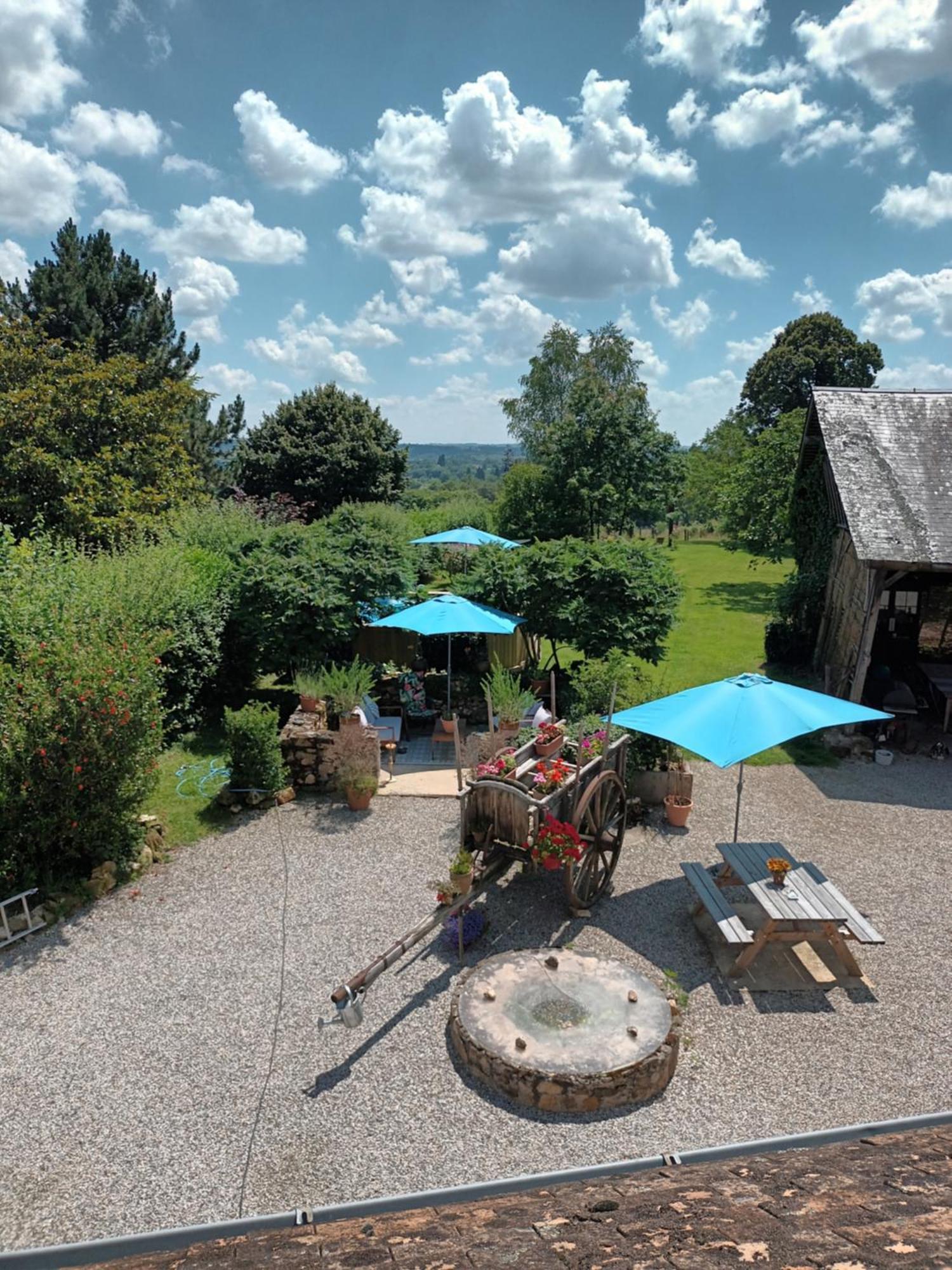 Chambre Dhotes B&B Le Figuier Benayes Exterior photo